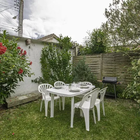 Saint-julien-les-villas, 3 Pieces, 5 Personnes - Fr-1-543-215 Saint-Julien-les-Villas