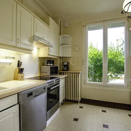 Casa de Férias Saint-julien-les-villas, 3 Pieces, 5 Personnes - Fr-1-543-215 Saint-Julien-les-Villas